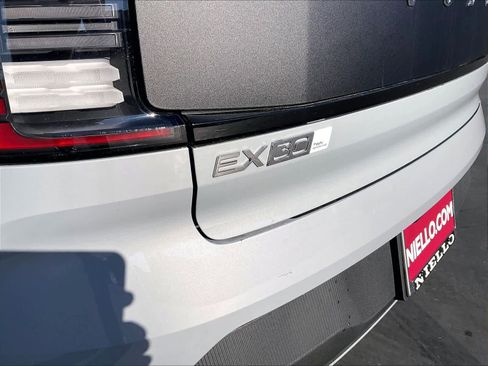 New 2026 Volvo EX30 Cross Country Ultra w/ Protection Package Premier AWD/4WD image 26