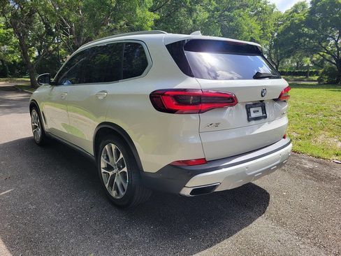 Used 2019 BMW X5 xDrive40i w/ Convenience Package AWD/4WD image 5