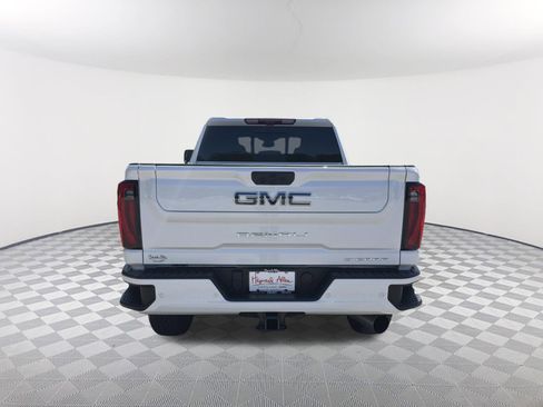 Used 2024 GMC Sierra 2500 Denali Ultimate w/ Max Trailering Package AWD/4WD image 7