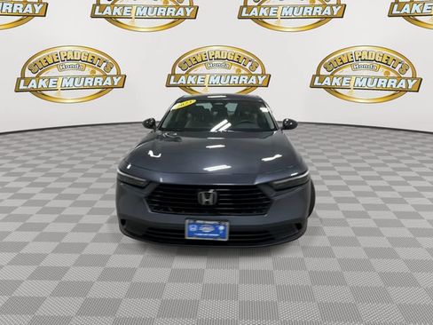 Used 2023 Honda Accord EX image 6