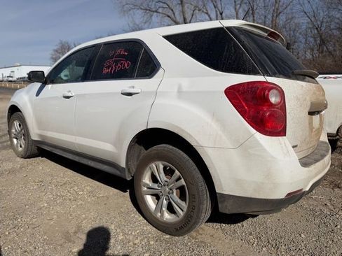 Used 2015 Chevrolet Equinox LS image 3