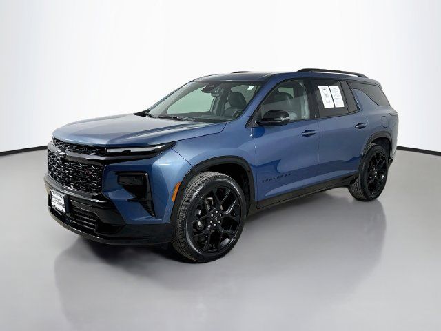 Used 2024 Chevrolet Traverse RS AWD/4WD image 9