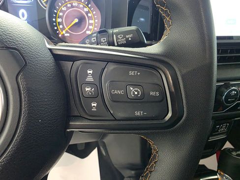 Used 2024 Jeep Wrangler Unlimited Sport AWD/4WD image 16