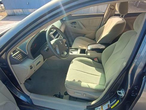 Used 2010 Toyota Camry FWD image 25