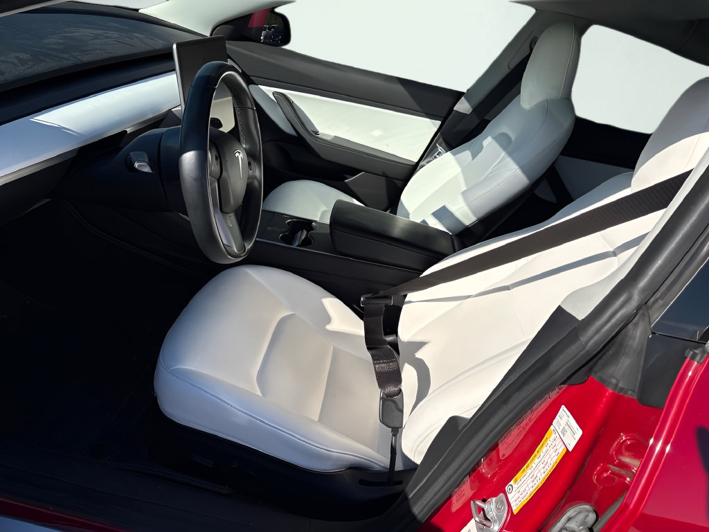 Used 2019 Tesla Model 3 Performance AWD/4WD image 2