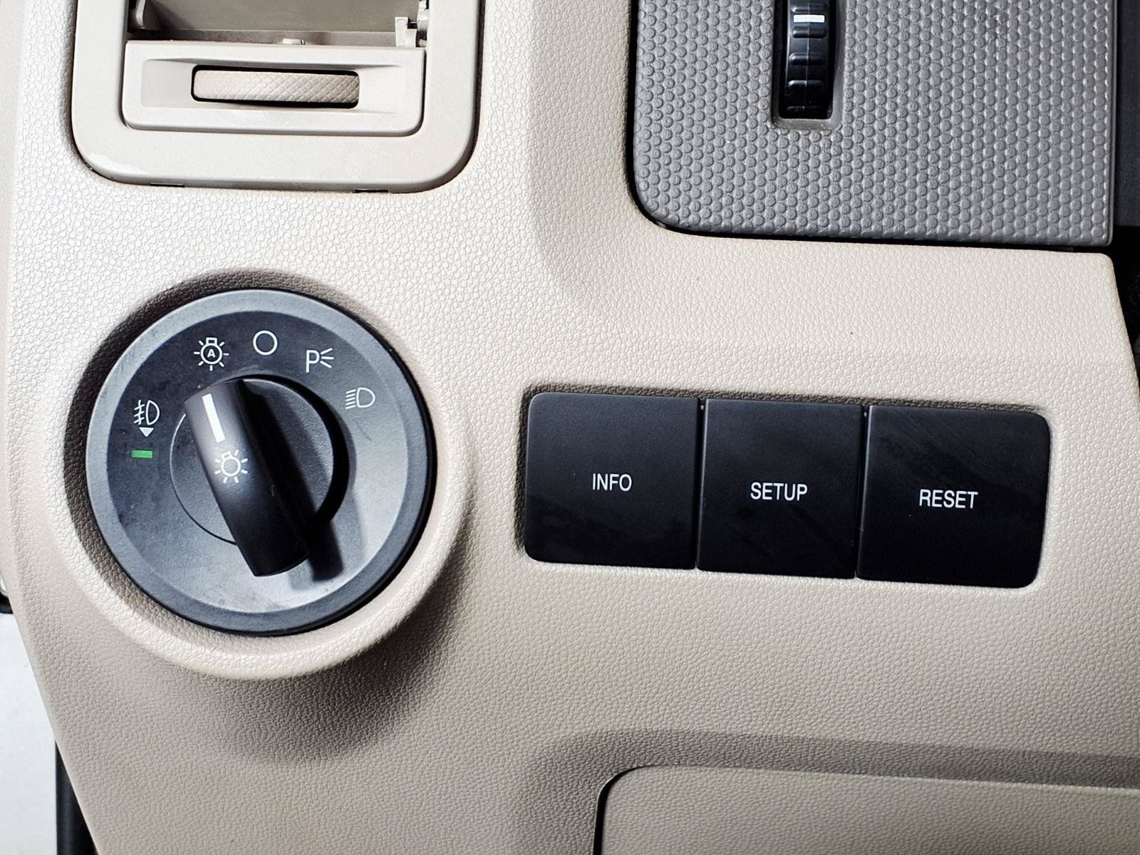 Used 2010 Ford Escape XLT FWD image 17