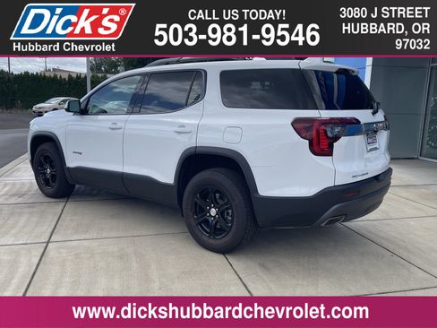 Used 2021 GMC Acadia AT4 w/ Technology Package AWD/4WD image 3