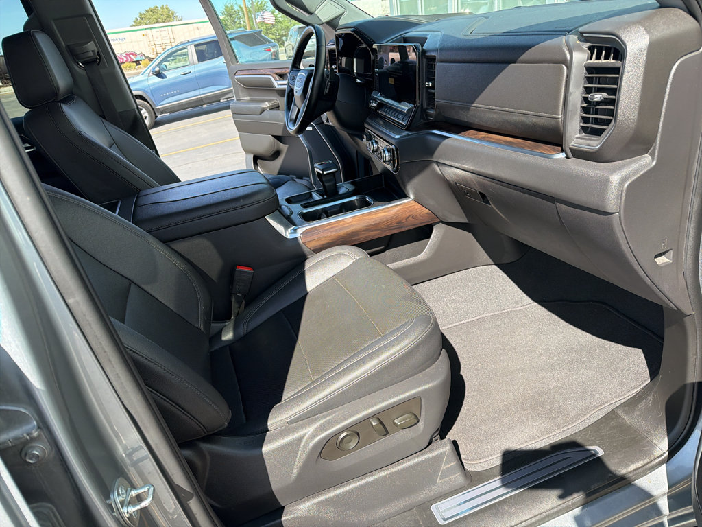 Used 2023 GMC Sierra 1500 SLT w/ SLT Premium Package AWD/4WD image 23