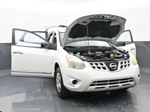 Used 2011 Nissan Rogue S image 60
