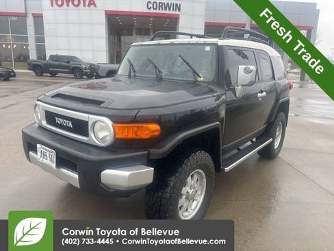 Used 2013 Toyota FJ Cruiser 4WD w/ Convenience Pkg image 8