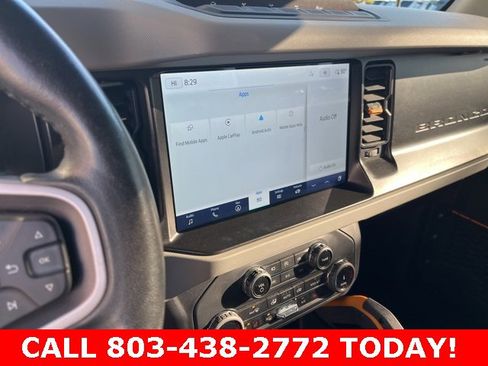 Used 2022 Ford Bronco Badlands image 19
