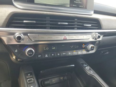 Used 2022 Kia Telluride EX w/ EX Premium Package image 24