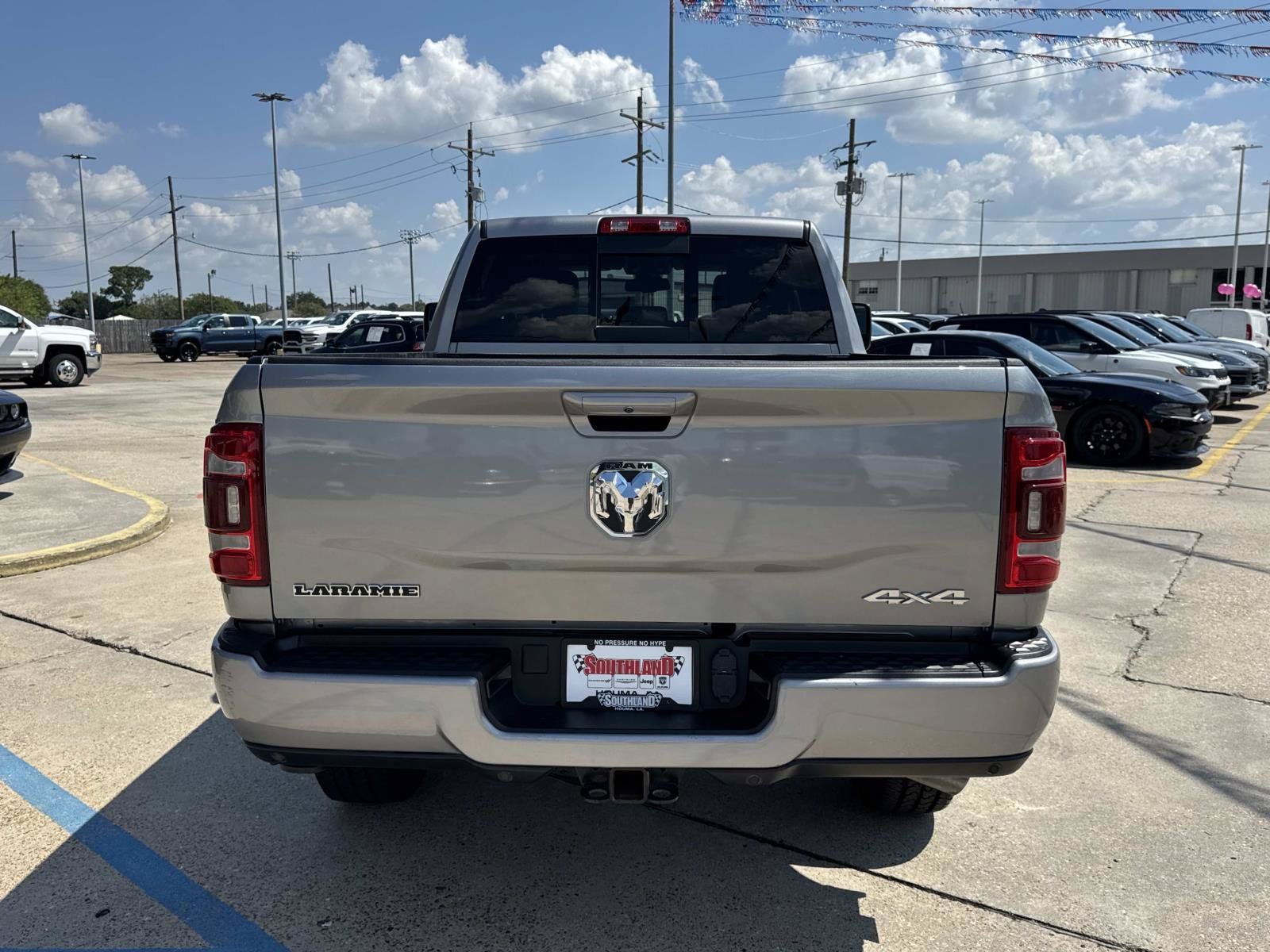 Used 2024 RAM 2500 Laramie AWD/4WD image 6