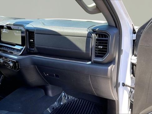 Used 2024 GMC Sierra 1500 Elevation AWD/4WD image 18