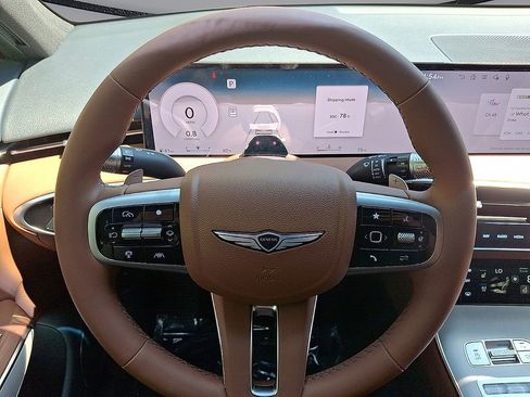 New 2026 Genesis GV70 2.5T Advanced w/ G1 Accessory Package AWD/4WD image 18