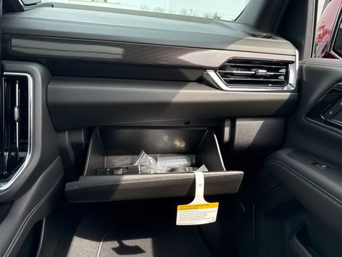 New 2026 GMC Yukon Elevation image 21