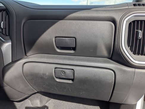 Used 2020 Chevrolet Silverado 3500 LTZ AWD/4WD image 29