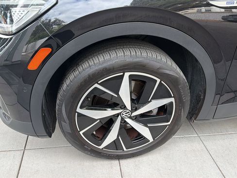 Certified 2023 Volkswagen ID.4 Pro S AWD/4WD image 9