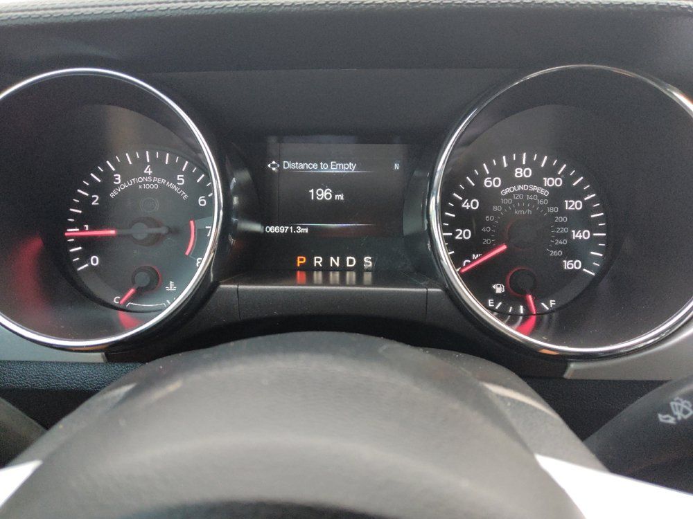 Used 2015 Ford Mustang Premium RWD image 23