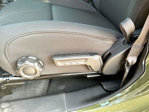 New 2023 Jeep Wrangler Unlimited Rubicon 4xe w/ Cold Weather Group image 12