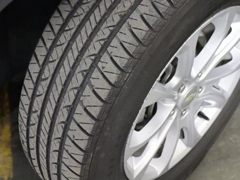 Used 2020 Chevrolet Equinox LS FWD image 36