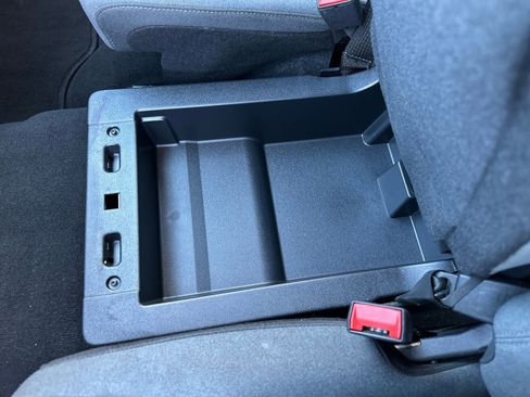 Used 2025 Ford F350 XLT image 32