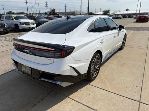Used 2026 Hyundai Sonata Limited FWD image 6