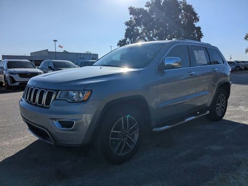 Used 2021 Jeep Grand Cherokee Limited image 7