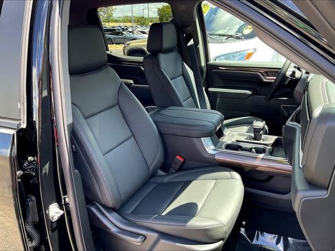 Used 2026 Chevrolet Silverado 1500 LT Trail Boss w/ LT Trail Boss Premium Package image 8