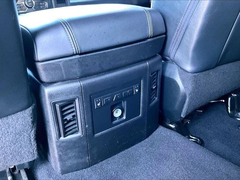 Used 2018 RAM 1500 Limited RWD image 24