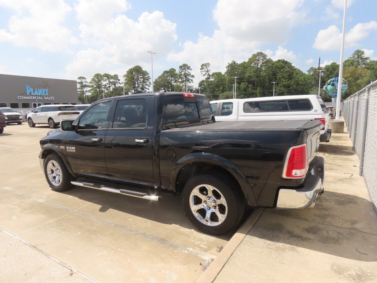 Used 2014 RAM 1500 Laramie w/ Convenience Group RWD image 14