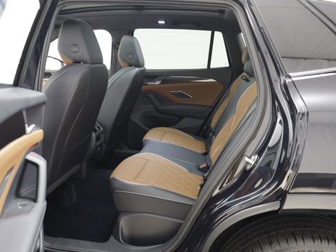 New 2026 Volkswagen Tiguan SEL R-Line AWD/4WD image 16