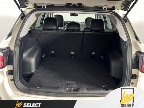 Used 2018 Jeep Compass Latitude w/ Popular Equipment Group AWD/4WD image 11