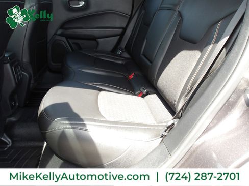 Used 2020 Jeep Compass Latitude w/ Cold Weather Group AWD/4WD image 12