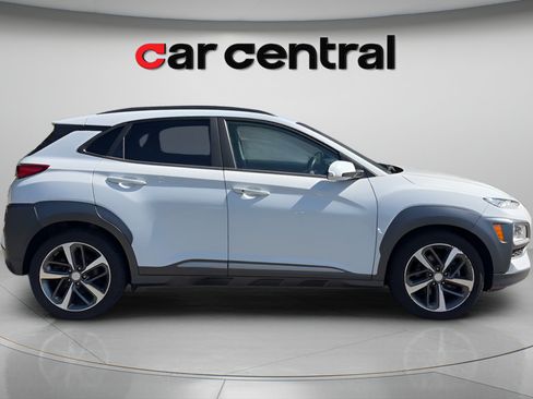 Used 2020 Hyundai Kona Limited AWD/4WD image 7