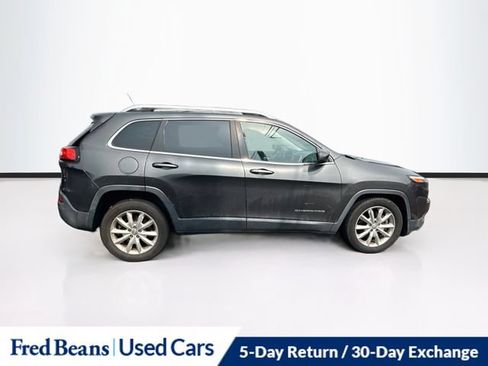 Used 2014 Jeep Cherokee Limited w/ Luxury Group FWD image 8