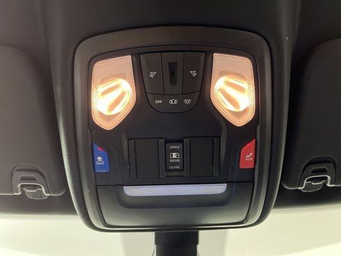 Used 2022 RAM 1500 Big Horn AWD/4WD image 33