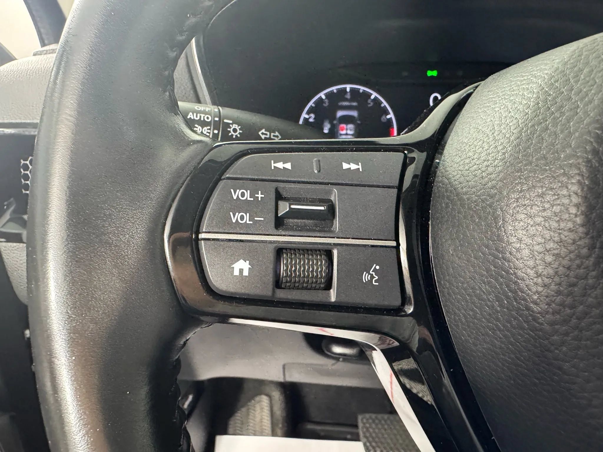 Used 2024 Honda CR-V EX-L image 15