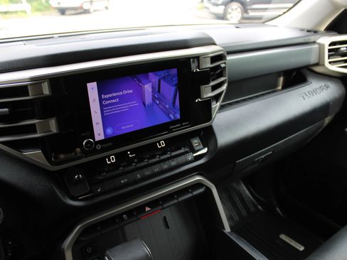 Used 2022 Toyota Tundra SR5 w/ SR5 Premium Package AWD/4WD image 12