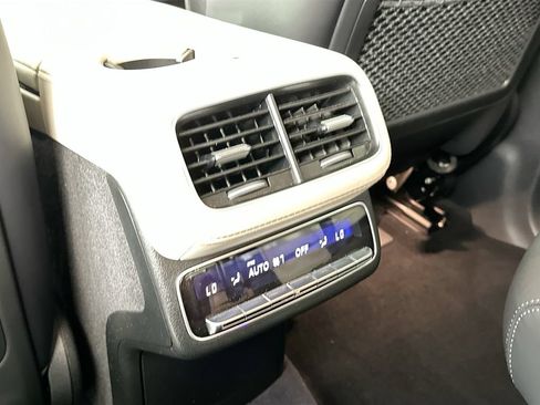 Certified 2024 Mercedes-Benz GLS 63 AMG 4MATIC image 26