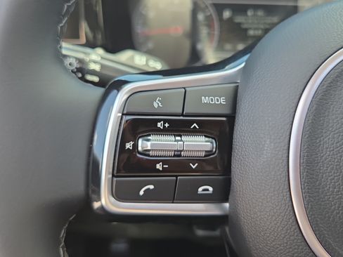 Used 2023 Kia Sorento S w/ Panoramic Sunroof Package FWD image 23