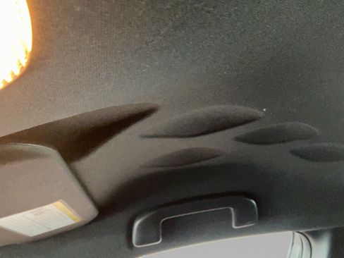 Used 2018 Toyota C-HR XLE FWD image 14