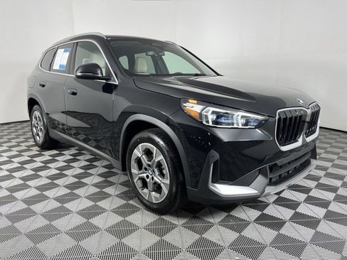 Used 2023 BMW X1 xDrive28i w/ Convenience Package AWD/4WD image 2