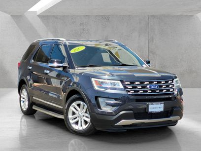 Used 2017 Ford Explorer XLT