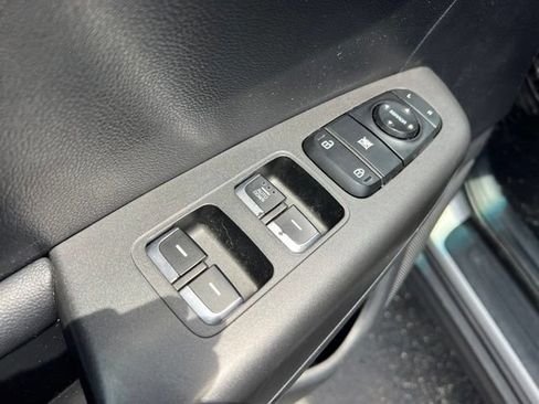 Used 2019 Kia Sportage LX FWD image 25