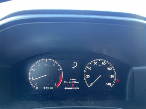Used 2024 Honda CR-V EX-L image 11