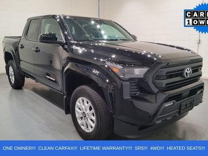 Used 2025 Toyota Tacoma SR5