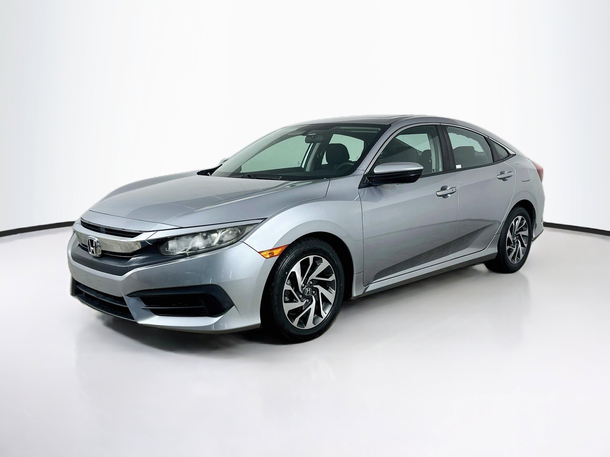 Used 2017 Honda Civic EX image 3