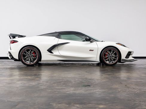 Used 2023 Chevrolet Corvette Stingray Premium Conv RWD image 24