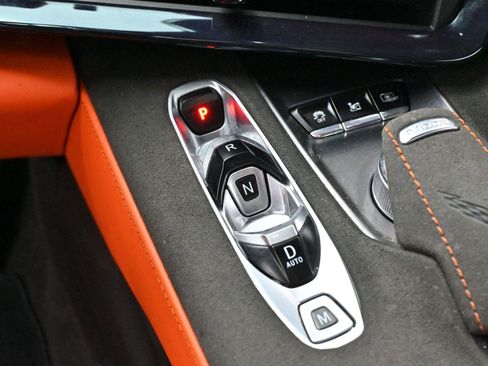 Used 2025 Chevrolet Corvette Stingray Premium Conv w/ Z51 Performance Package image 37